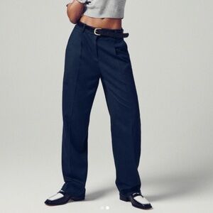 NWT J. Crew Essential pant in City Twill Pleated Front Straight Leg Size 6